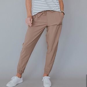 Albion jet setter joggers in khaki